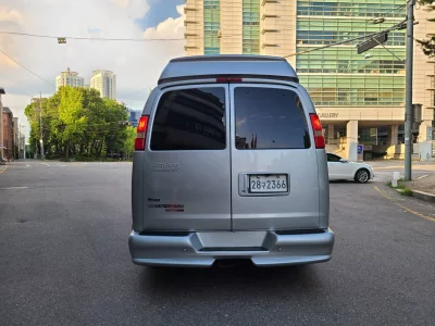 Chevrolet Express Van