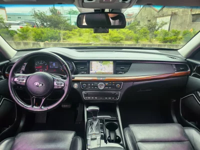 Kia K7