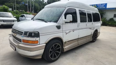 Chevrolet Express Van