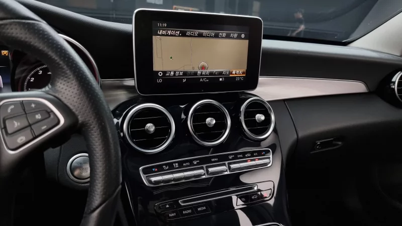 Mercedes-Benz C-Class