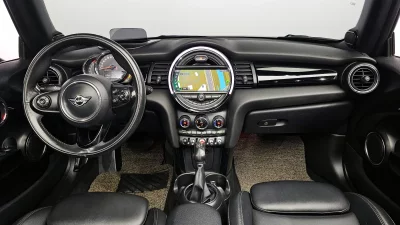 MINI Cooper Convertible