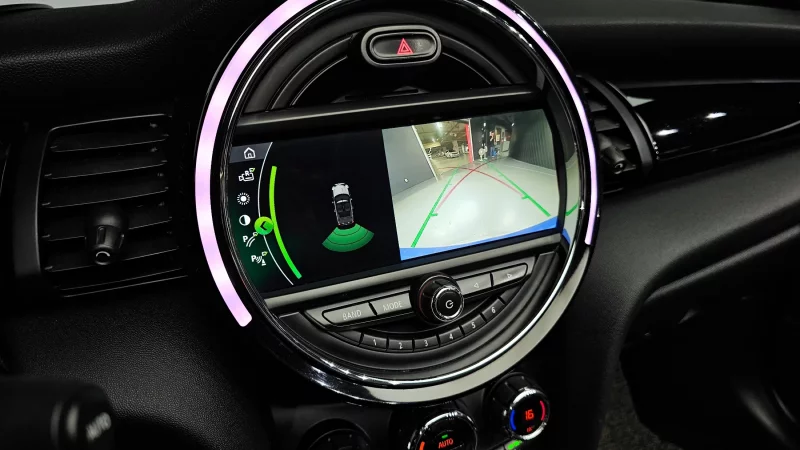 MINI Cooper Convertible