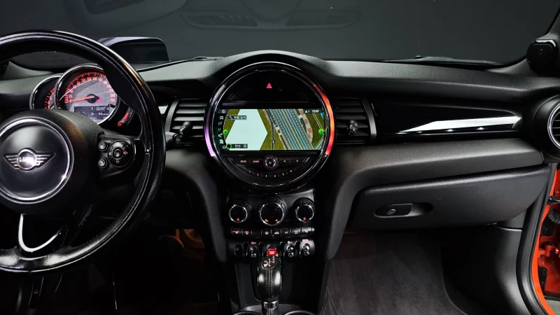 MINI Cooper Convertible