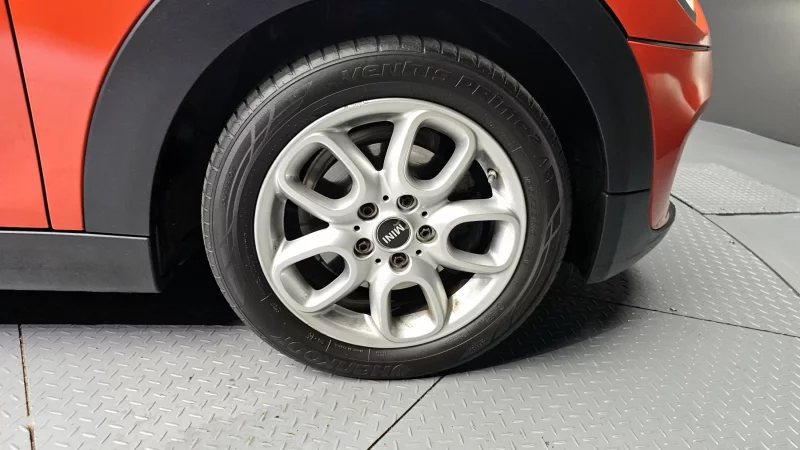 MINI Cooper Convertible