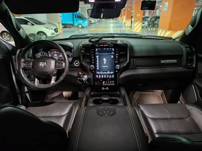 Dodge Ram Pick Up