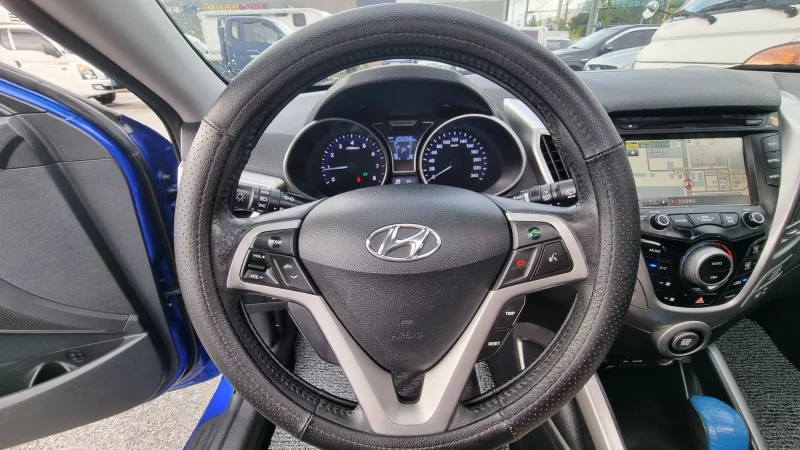 Hyundai Veloster