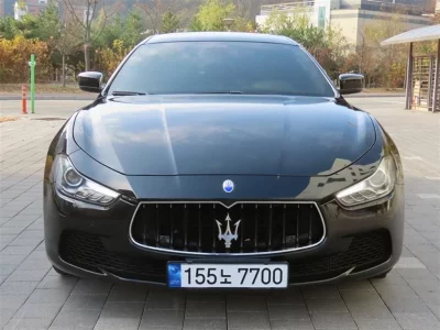 Maserati GHIBLI