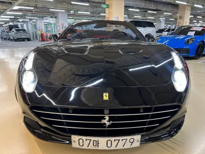 Ferrari CALIFORNIA