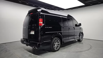 Chevrolet Express Van