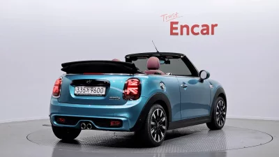 MINI Cooper Convertible