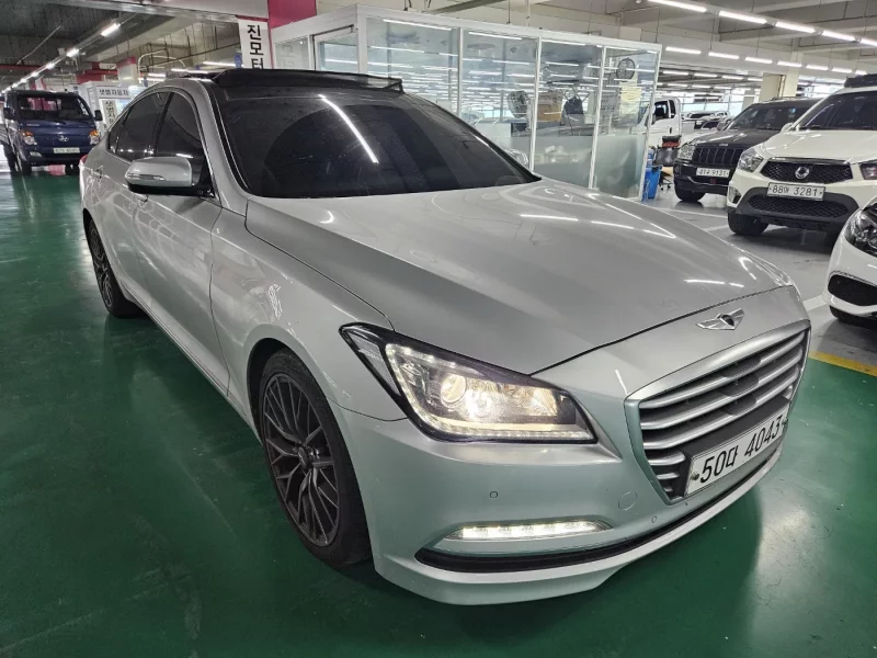Hyundai Genesis
