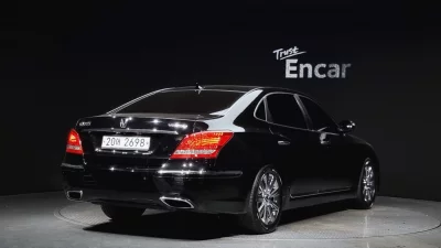 Hyundai Equus