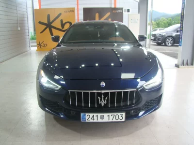 Maserati GHIBLI