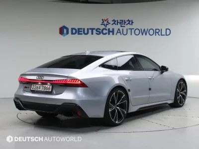 Audi RS7