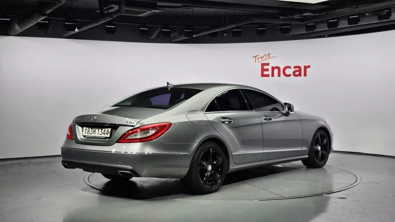 Mercedes-Benz CLS-Class