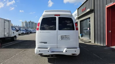 Chevrolet Express Van