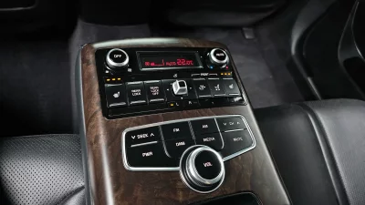Kia K9