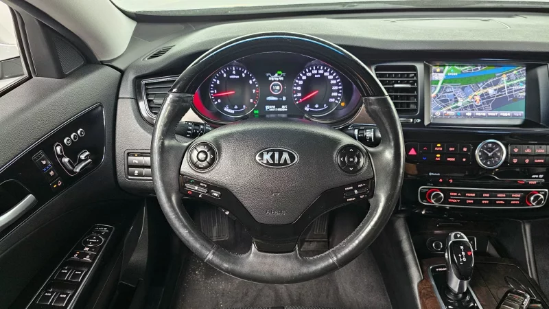 Kia K9