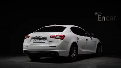 Maserati GHIBLI