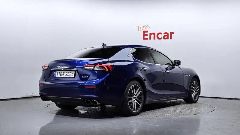 Maserati Ghibli