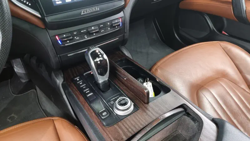 Maserati Ghibli