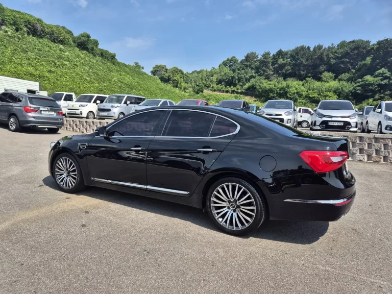 Kia K7