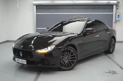 Maserati GHIBLI