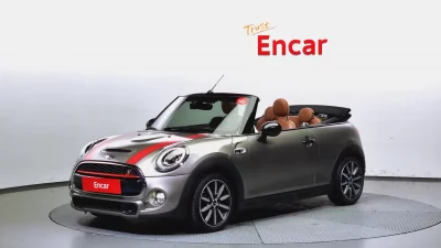 MINI Cooper Convertible