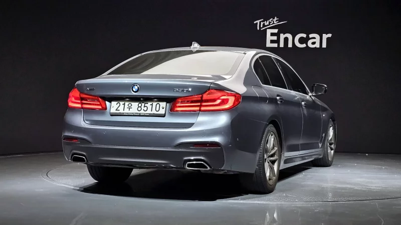 BMW 5-Series