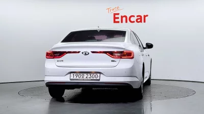 Renault Samsung SM6