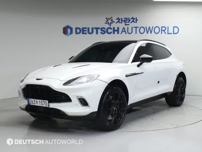 Astonmartin DBX