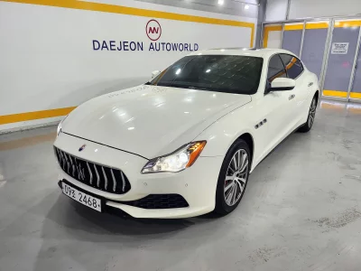 Maserati QUATTROPORTE