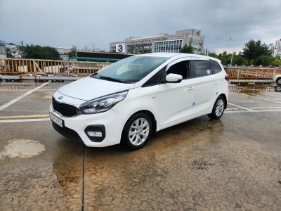 Kia Carens