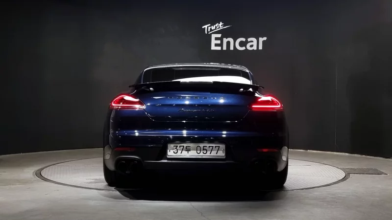 Porsche PANAMERA