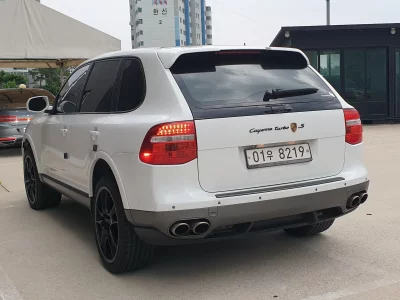 Porsche CAYENNE