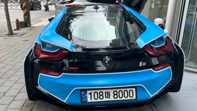 BMW i8