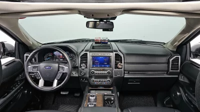 Ford EXPEDITION
