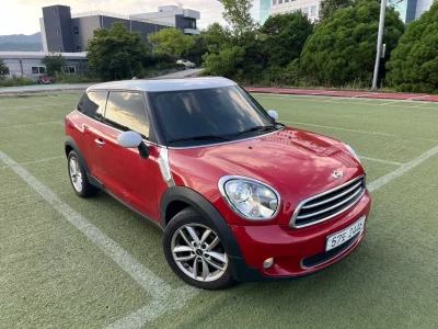 MINI Paceman