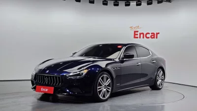 Maserati GHIBLI