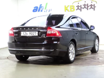 Volvo S80