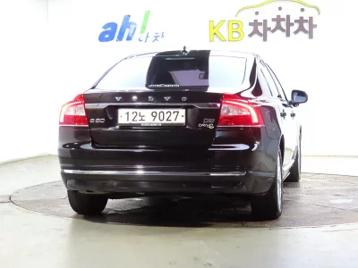 Volvo S80