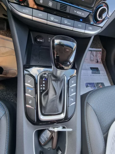 Hyundai Ioniq