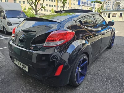 Hyundai Veloster