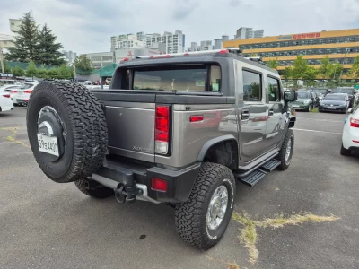 Hummer H2