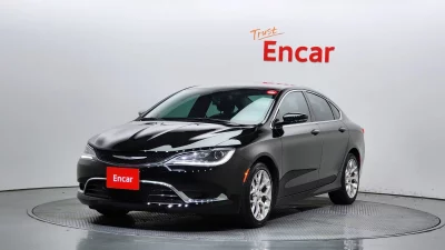 Chrysler 200