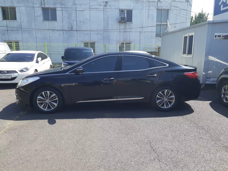 Hyundai Grandeur