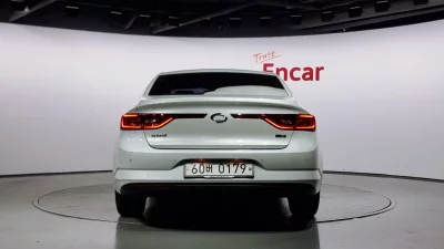 Renault Samsung SM6