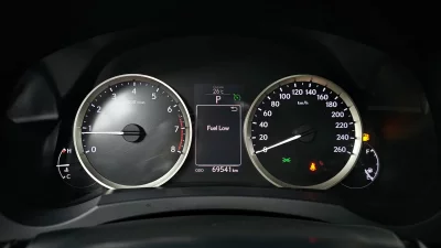 Lexus IS