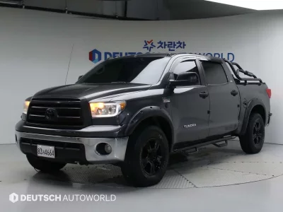 Toyota TUNDRA