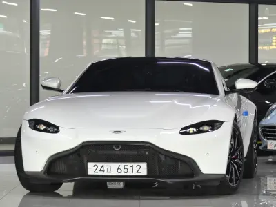 Aston Martin Vantage
